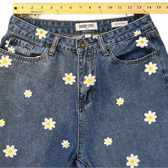 High Waist Daisy Print Mom Jeans Size 9 Excellent Pre-owned Condition - Picture 5 of 10
